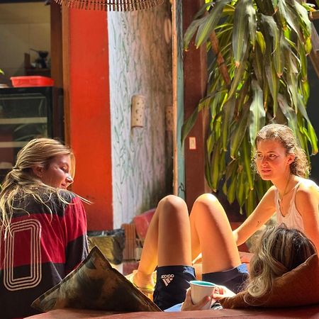 Mais Que Nada Itacare - Hostel, Bar & Breakfast Bagian luar foto