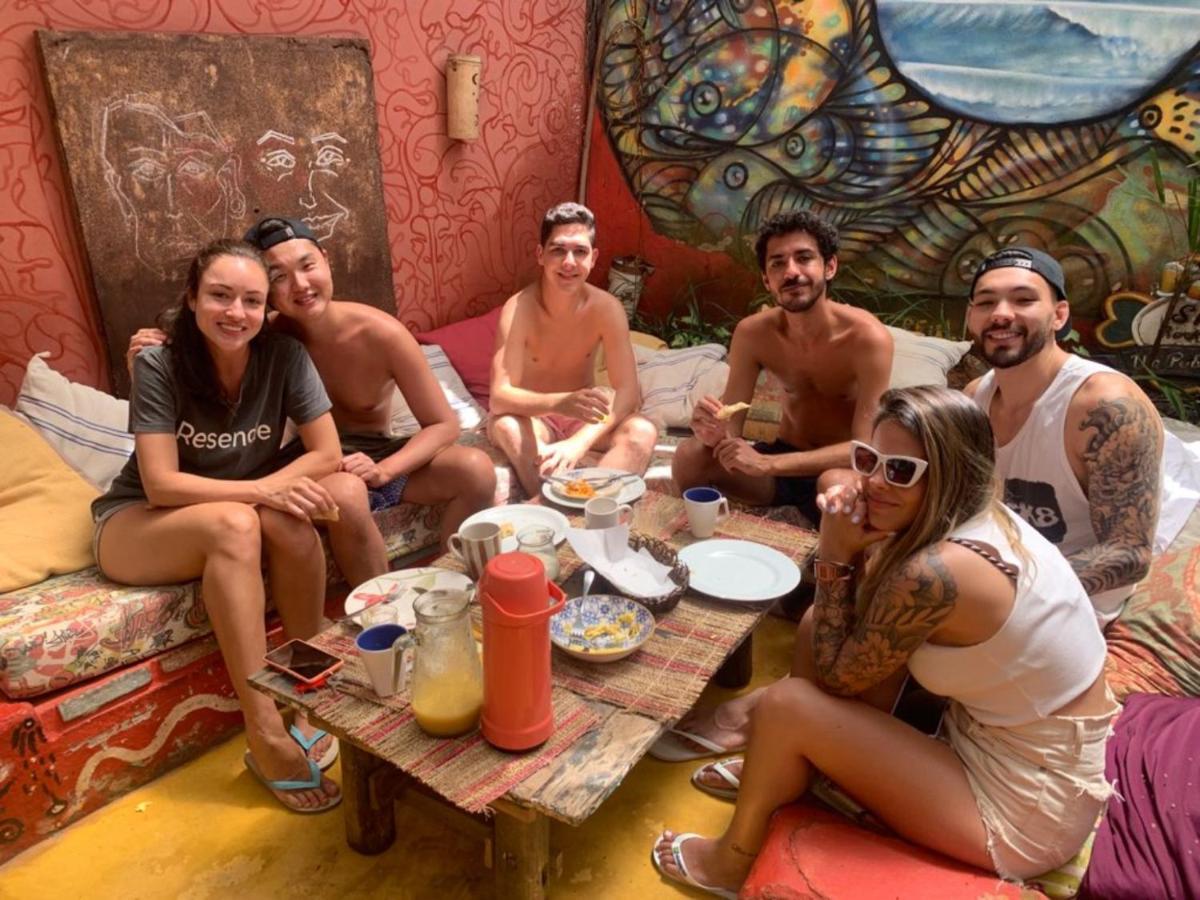 Mais Que Nada Itacare - Hostel, Bar & Breakfast Bagian luar foto